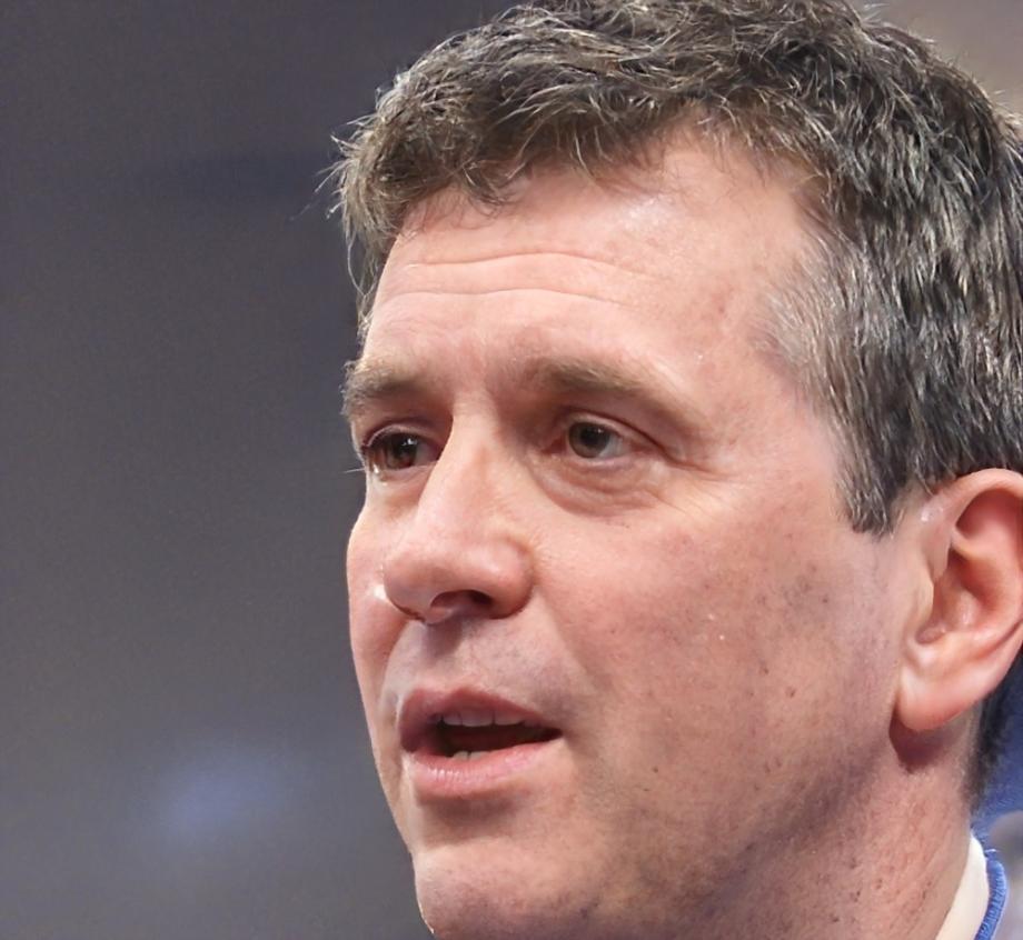 Instructeur présentant des techniques d'optimisation de contenu